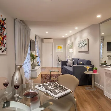 Mytale Luxury Spagna