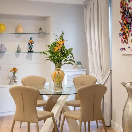 Mytale Luxury Spagna Apartment *